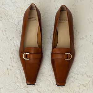 Harold’s Brown Leather Kitten Heel Loafers | Square Toe Buckle | Size 7.5N